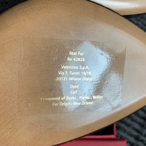 Valentino Garavani Twist-Heel Silver Fur Bootie - Picture 9 of 11